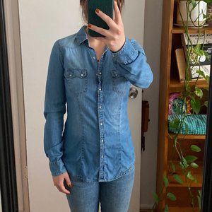 Fitted Chambray Shirt